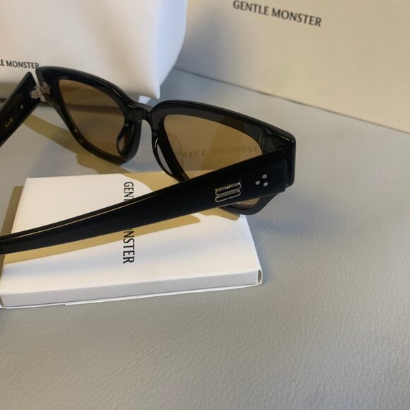 Gentle Monster NABI Sunglasses - Picture 4 of 8